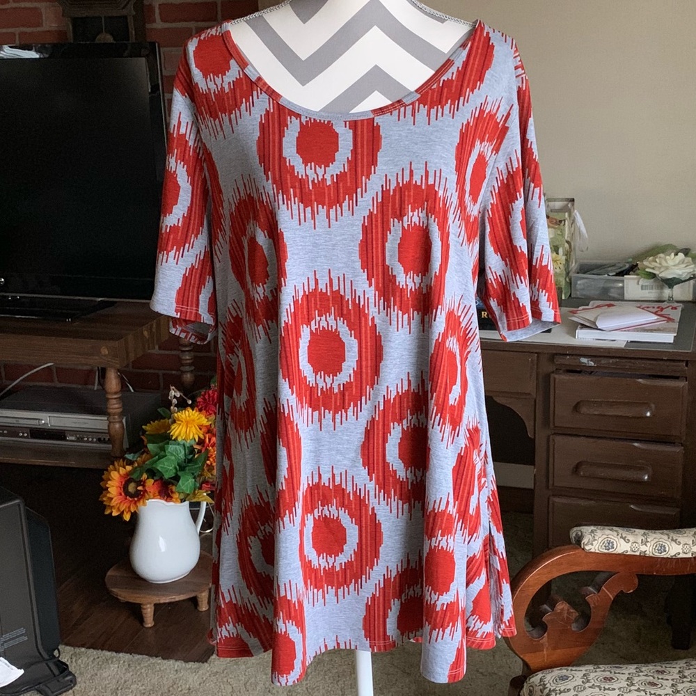 LuLaRoe | Perfect T